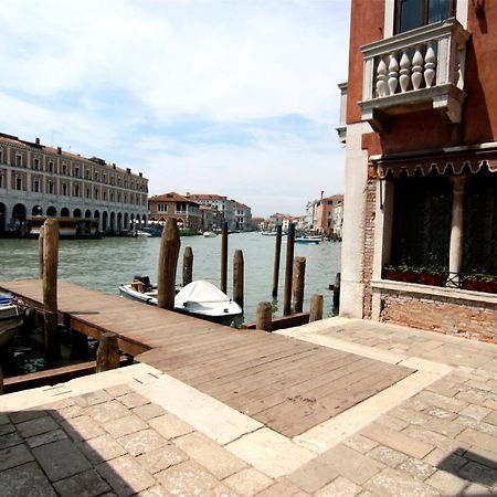 Palazzo Lion Morosini - Check In Presso Locanda Ai Santi Apostoli Venedig Exterior foto